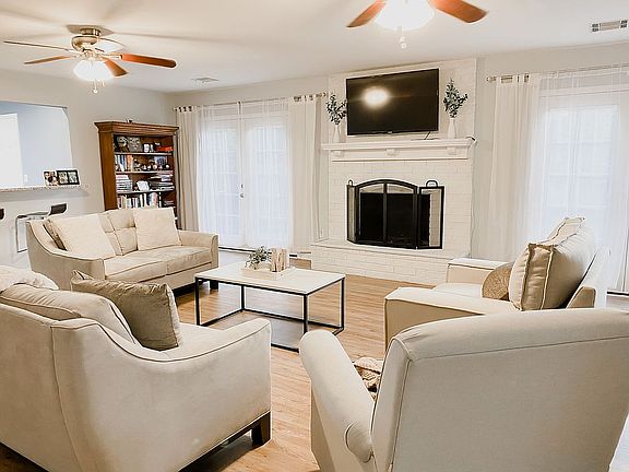 5th image of 204 Tallwood Dr