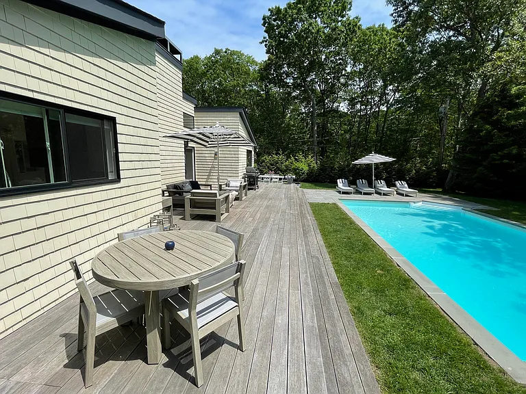 60 Gardiners Ln — Photo 6