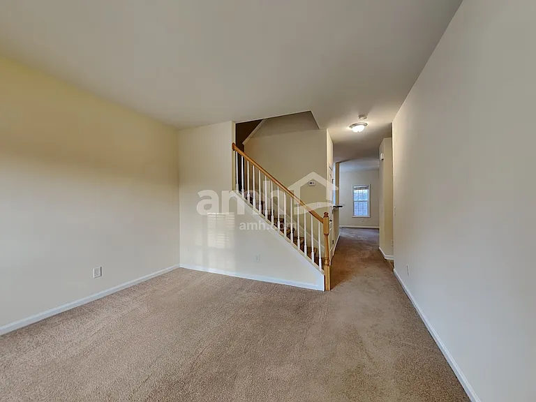 3198 Cedar Glade Ln — Photo 8