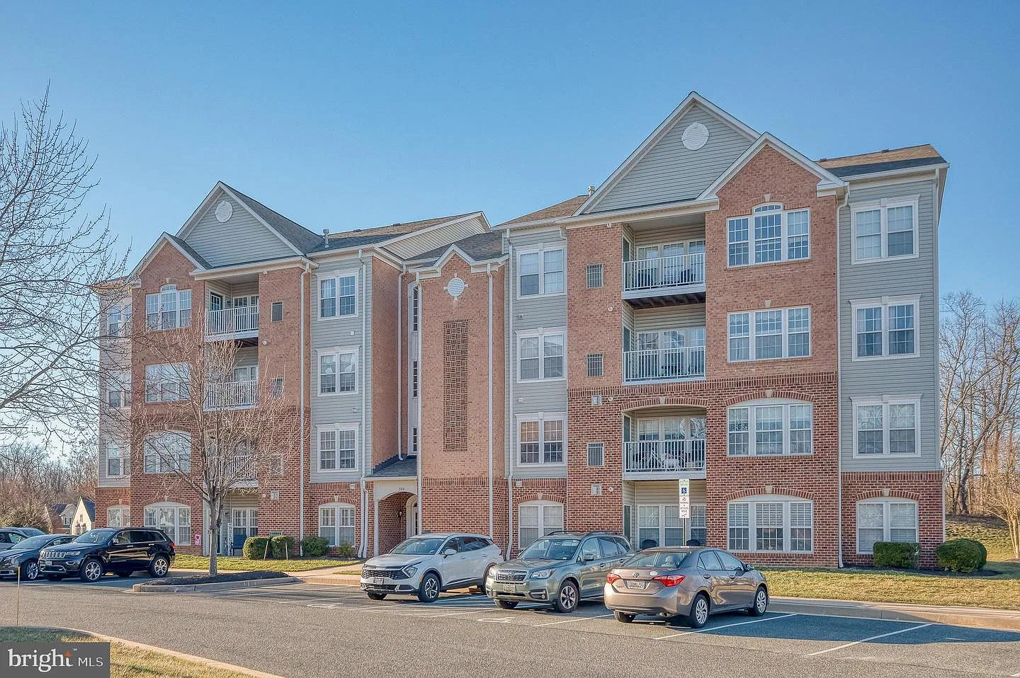 2 bed, 1585 sqft, $2,500 — Photo 1