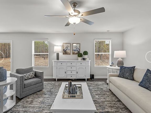 4th image of 113 Jasper Way