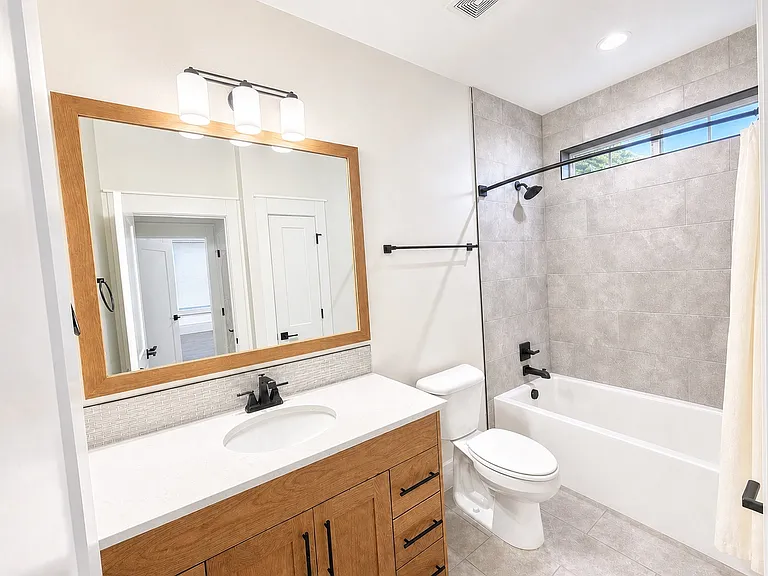 5004 W Caragana St — Photo 9