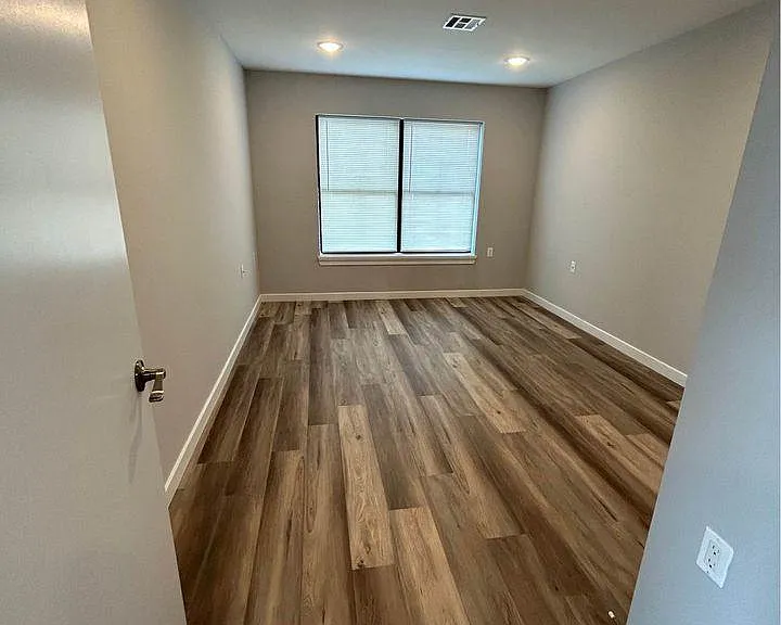 362 Hamilton Ave #202 — Photo 5