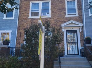 1526 Spring Pl NW, Washington, DC 20010