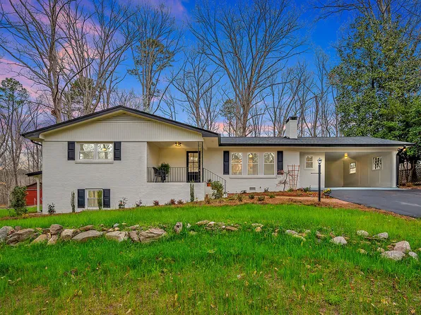 605 Canterbury Rd, Sanford, NC 27330