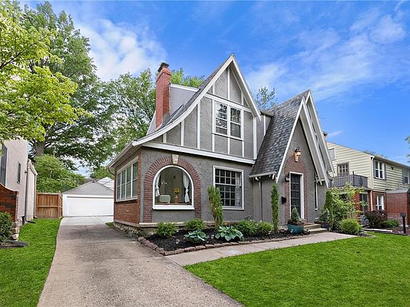 2nd image of 1239 W Gregory Blvd