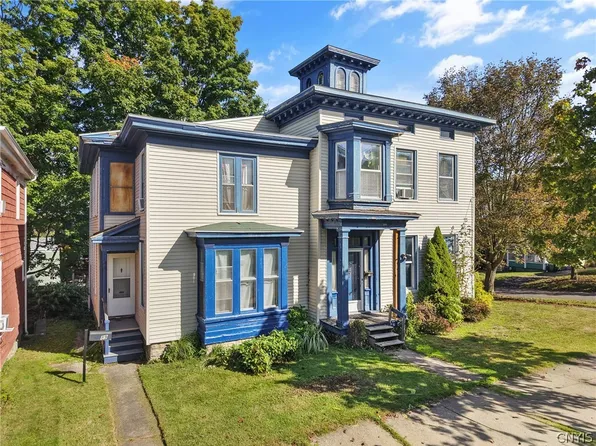 89 E Oneida St, Oswego, NY 13126