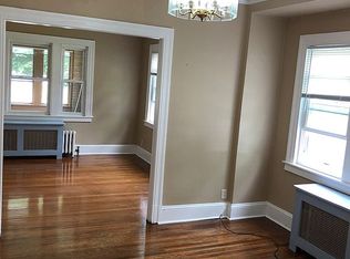 35 Burnham St, Hartford, CT 06112