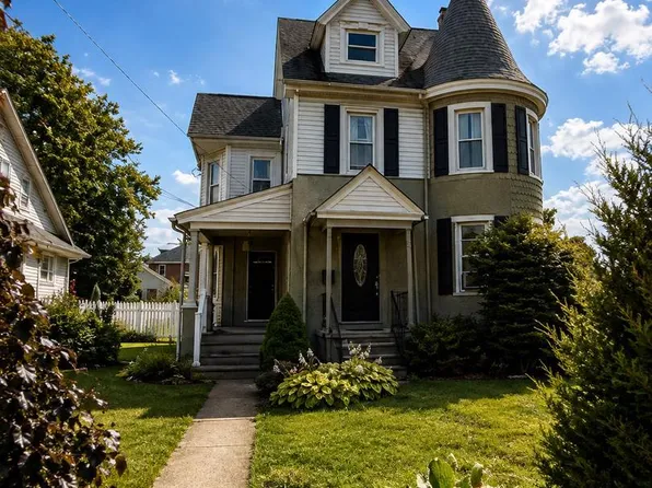26 S Main St, Telford, PA 18969