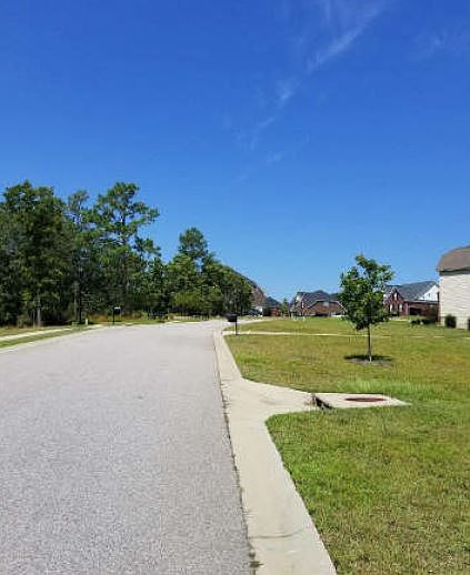 2nd image of 725 Sparrow Hawk Ct