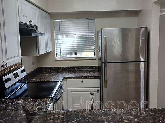 2nd image of 219 Scottsdale Sq #219