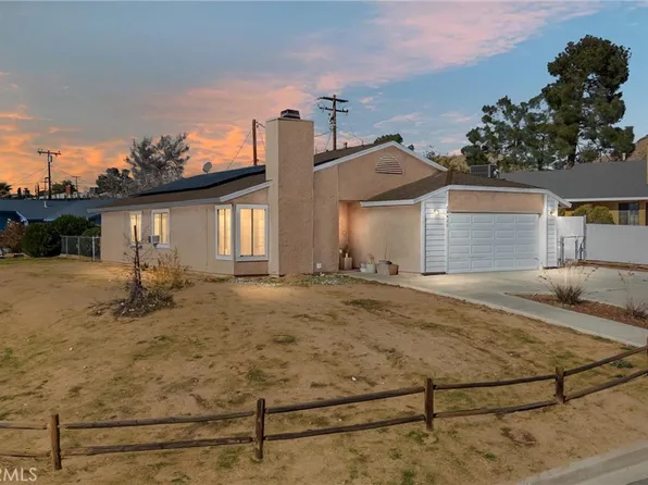 16422 Tolowa Rd, Apple Valley, CA 92307