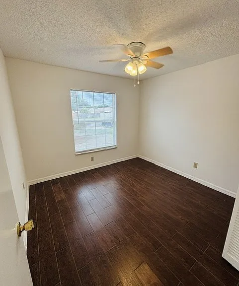 2303 Bridgewood Trl — Photo 11