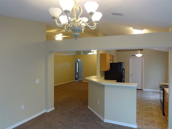 4th image of 9526 N Watershed Dr