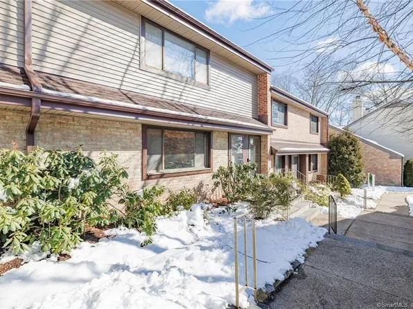 2437 Bedford Street #C18, Stamford, CT 06905