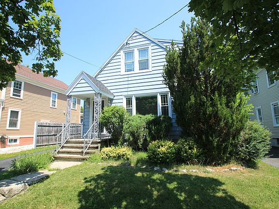 2nd image of 38 Glenwood Blvd