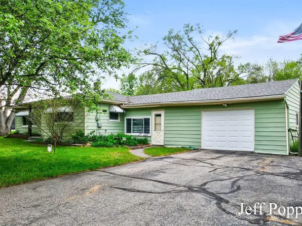 4379 Twenty Mile Rd NE, Sand Lake, MI 49343