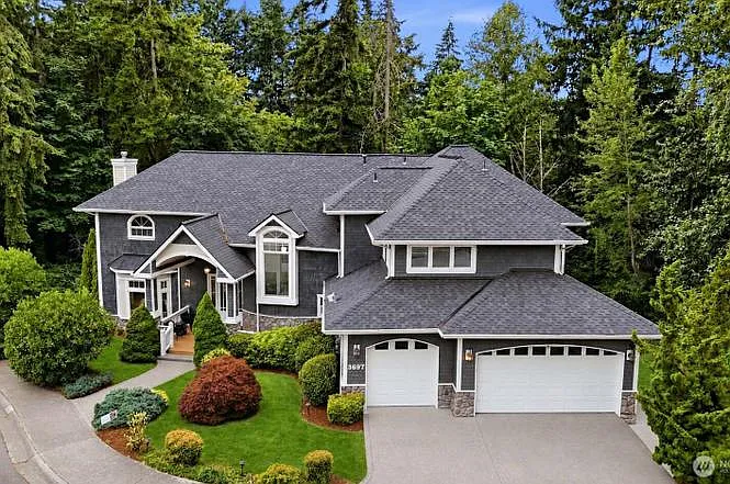 3697 134th Ave SE