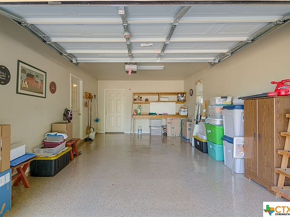 4th image of 815 N Erskine St