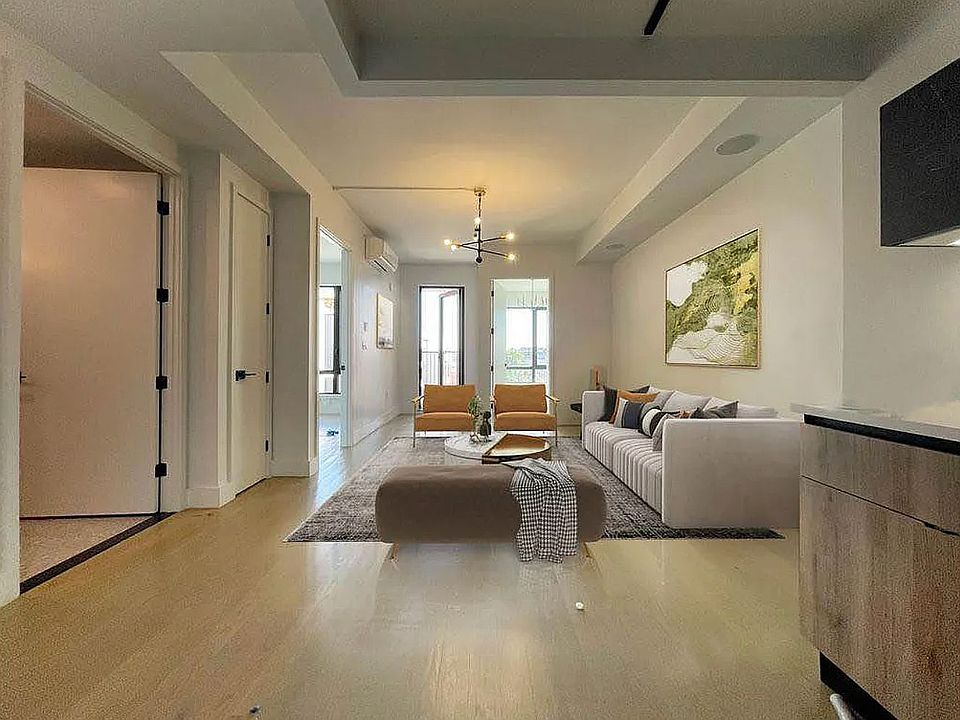 1st image of 892 Rogers Ave #300