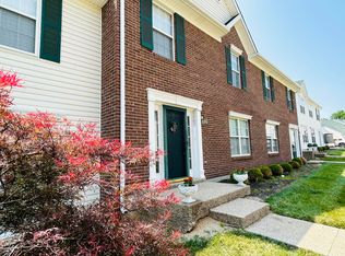 8007 Hunter Green Way, Louisville, KY 40291