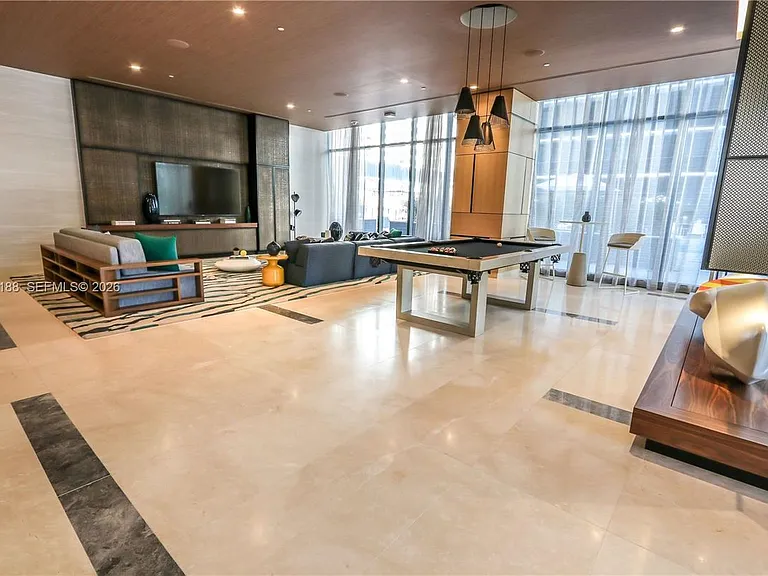 45 SW 9th St #2201 — Photo 12