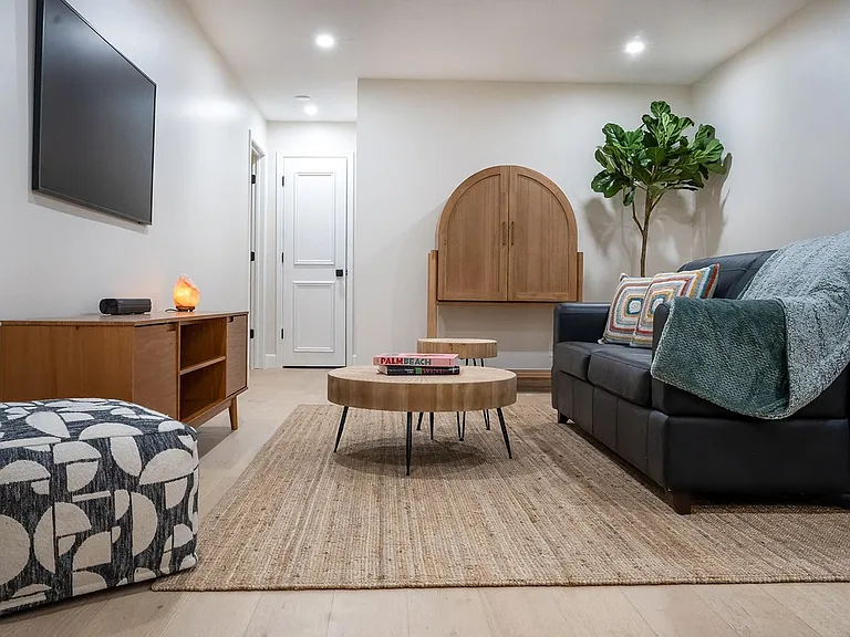518 Sunshine Dr — Photo 12