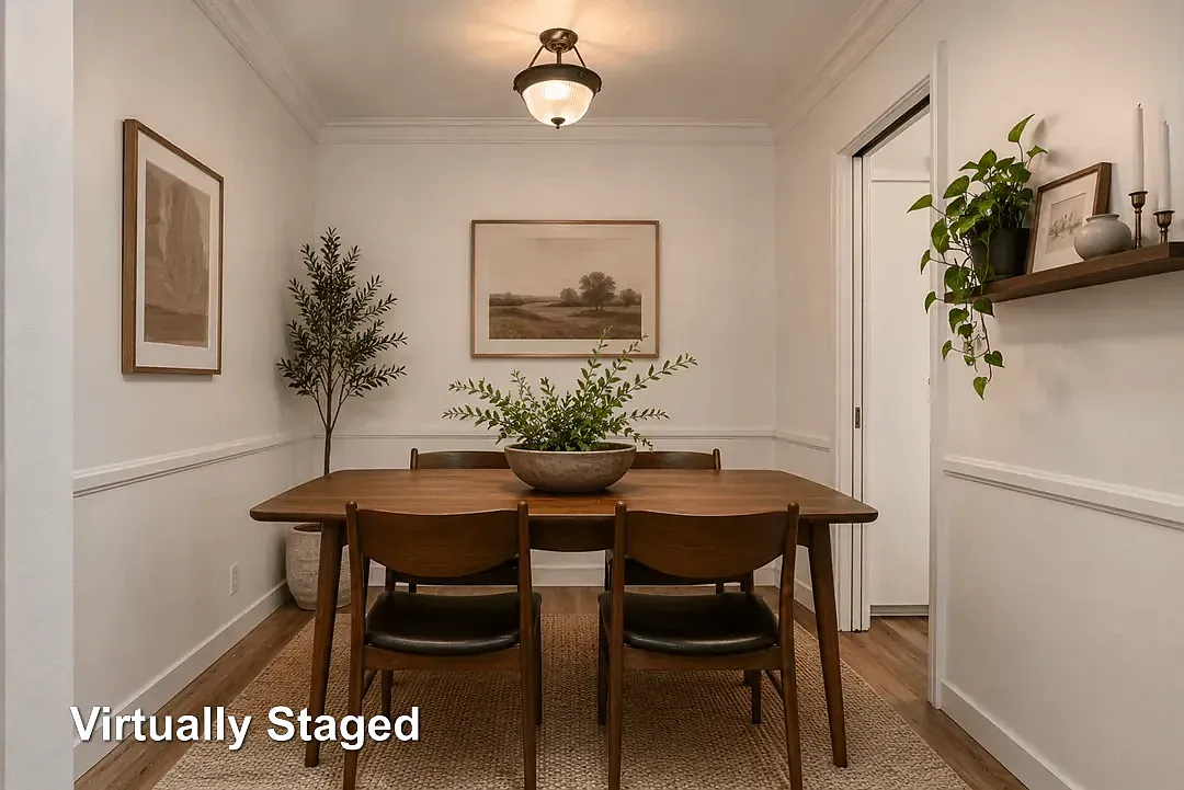 349 N Palm Dr — Photo 3