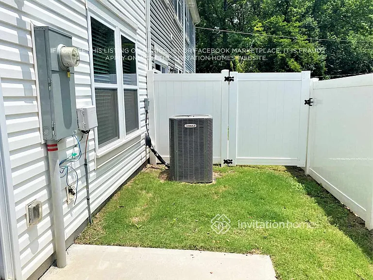 3015 Ayana Dr — Photo 16