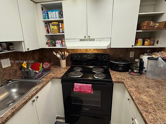 3rd image of 2029 NW 46th Ave APT E305
