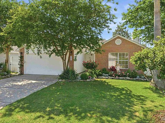 3rd image of 984 Southern Oaks Ct
