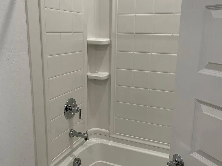 1090 E Marlin Dr — Photo 9