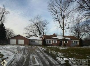 6420 Rawsonville Rd, Belleville, MI 48111