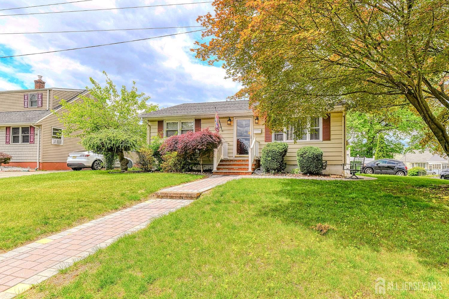 house リスト ② 2432 W Saint Moritz Ln, Phoenix, AZ 85023 | Zillow