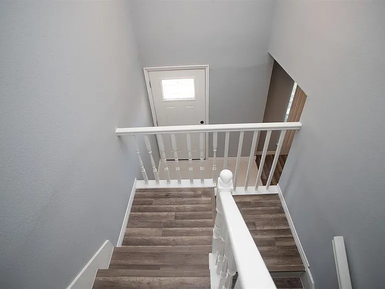 5821 Sunforest Dr — Photo 13