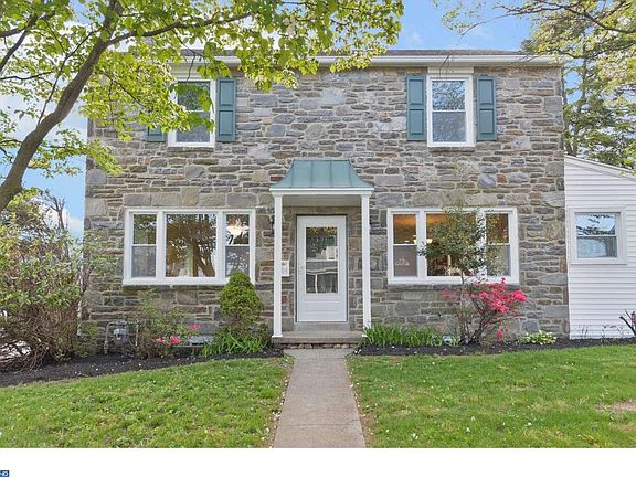 2nd image of 904 Shadeland Ave