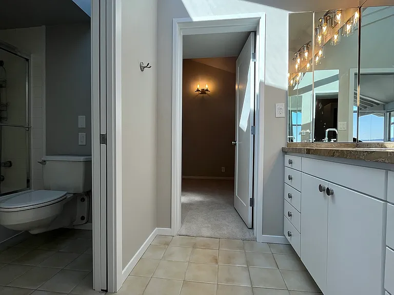16736 Shore Dr NE — Photo 20