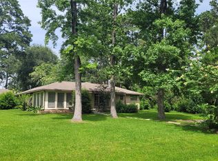 110 Sunset Blvd, Conroe, TX 77303
