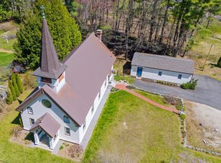 68 Kearsarge Ave, Contoocook, NH 03229