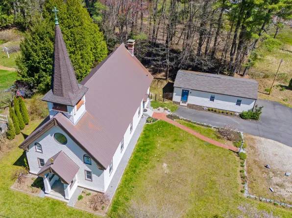 68 Kearsarge Avenue, Hopkinton, NH 03229