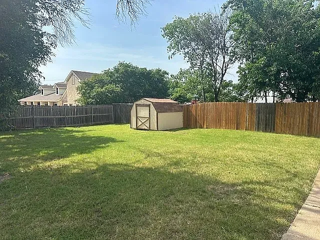1801 Bolivar St — Photo 8