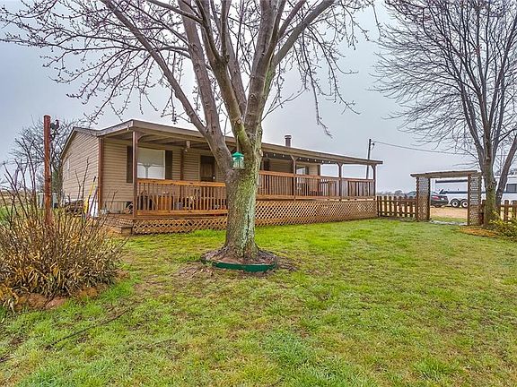 2nd image of 2034 County Road 1370