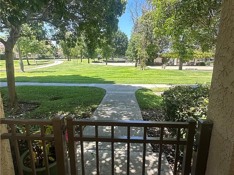 96 Smokestone #8 — Photo 3