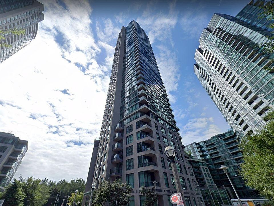 1st image of 219 Fort York Blvd