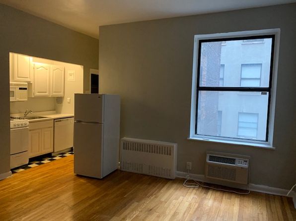 115 E 27th St #4K