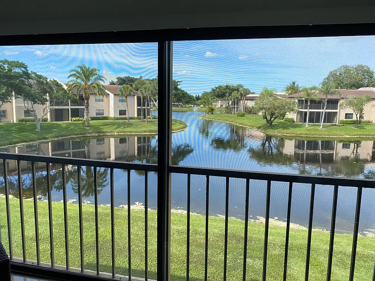 9285 Vista Del Lago #36F — Photo 21