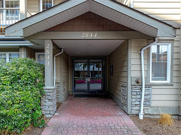 5th image of 2844 Bryn Maur Rd #203