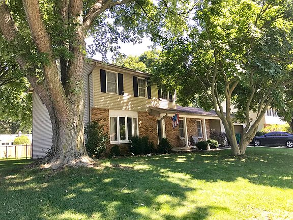 4th image of 19157 Edinburgh Dr