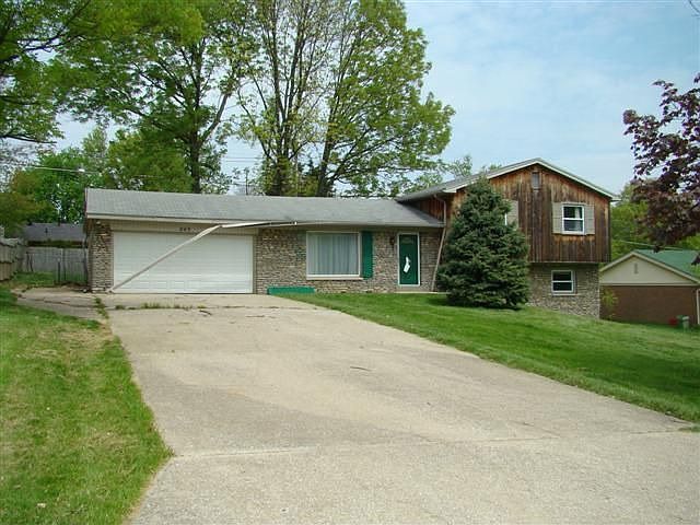 1st image of 243 Meadowview Dr