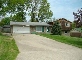 243 Meadowview Dr, Frankfort, KY 40601